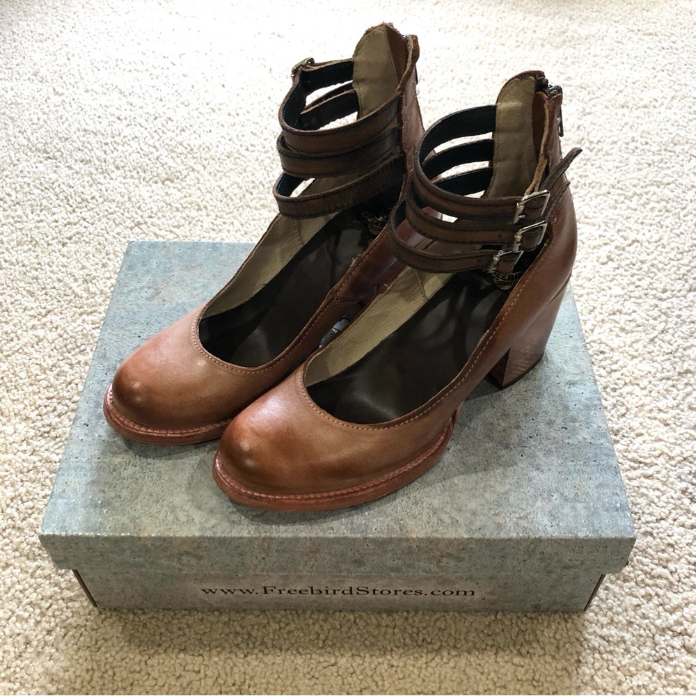 FREEBIRD Randi in Dusty Rose • Leather Multi-Strap Block Heels • 8